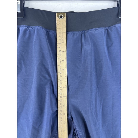Fabletics Shorts Mens Large Blue Performance Stretch Workout Gym Athletic - Picture 6 of 11